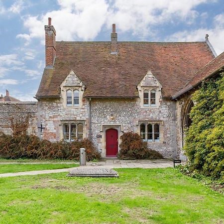 Cloisters Cottage ชิชิสเตอร์ ภายนอก รูปภาพ